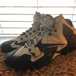 NIKE ID lebron 11’s